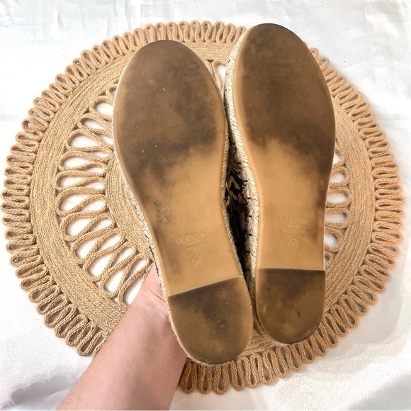 Valentino Garavani Butterfly-Embroidered Fabric Espadrilles in Black/Multi EU 36 - Picture 12 of 14